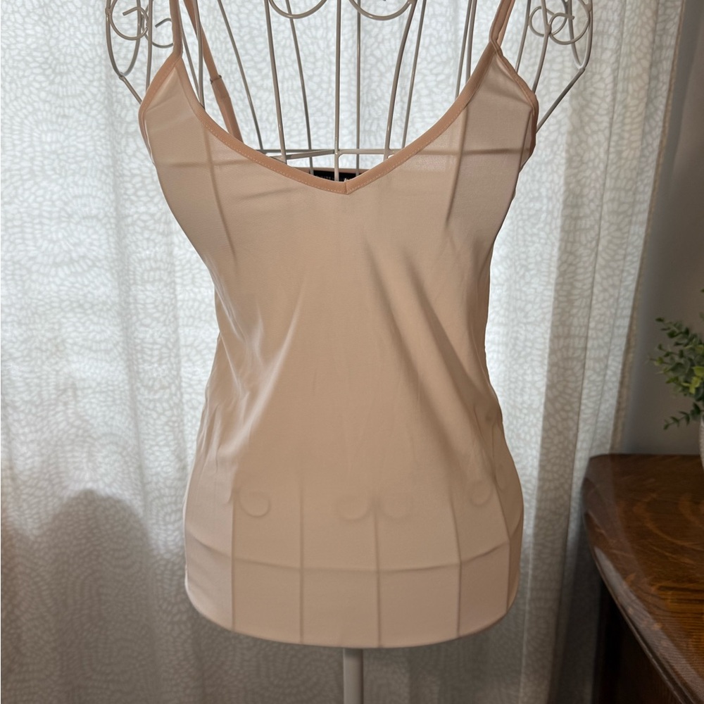 White House Black Market Camelia Blush Lace Shell, Size XS, NWT